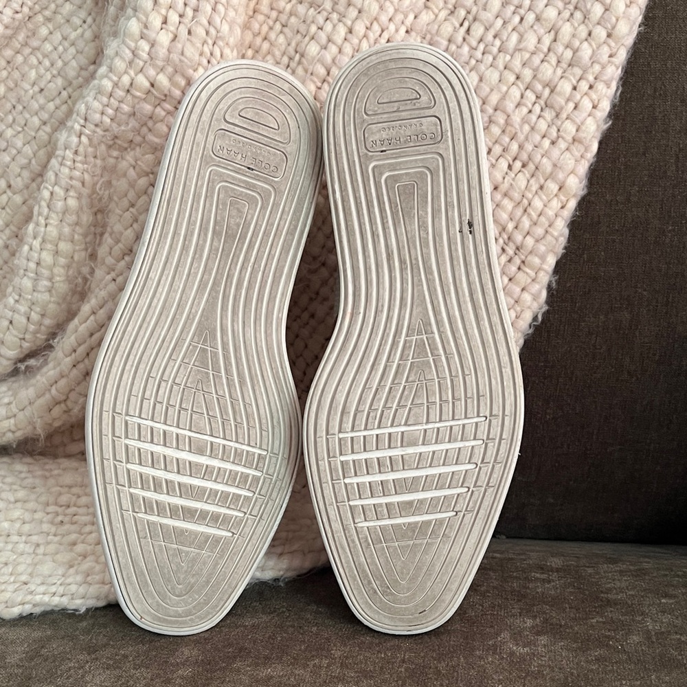 Cole Haan Cream and Tan Leather Brogues - Picture 2 of 4